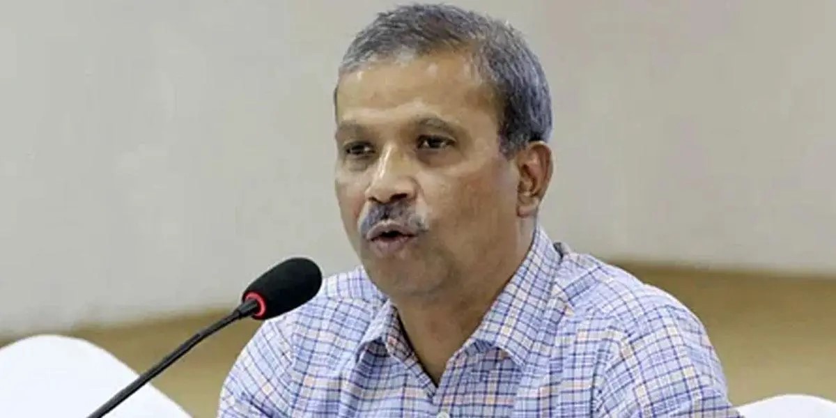 উন্নত বিশ্বে কর্মসংস্থানের সুযোগ সৃষ্টির উদ্যোগ নেওয়া হয়েছে : আসিফ নজরুল